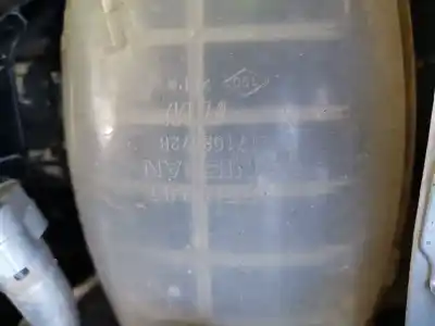 Peça sobressalente para automóvel em segunda mão depósito de expansão por renault captur ii techno referências oem iam 217102572r  