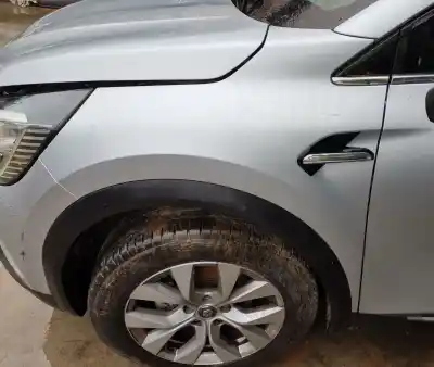 Peça sobressalente para automóvel em segunda mão Guarda-lamas Dianteiro Esquerdo por RENAULT CAPTUR II TECHNO Referências OEM IAM   