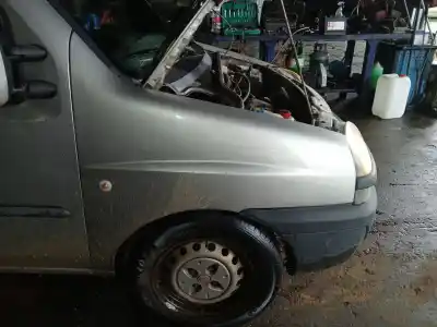 Peça sobressalente para automóvel em segunda mão guarda-lamas dianteiro direito por fiat i doblò (119) 223a6.000 referências oem iam 