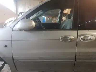 Автозапчастина б/у передні ліві двері для kia carnival ii 2.9 cdri ex посилання на oem iam 