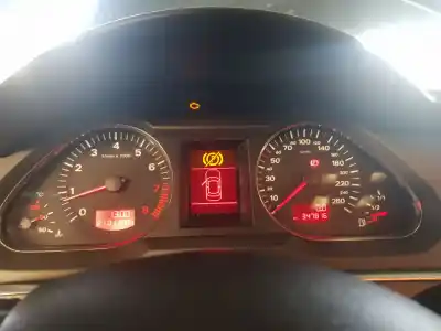 Pezzo di ricambio per auto di seconda mano pannello degli strumenti per audi a6 berlina (4f2) 2.4 riferimenti oem iam 5550007301