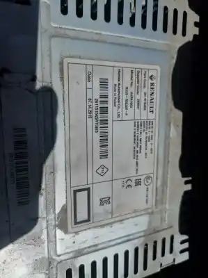 Peça sobressalente para automóvel em segunda mão sistema de áudio / rádio cd por renault kangoo profesional referências oem iam 281151545r  