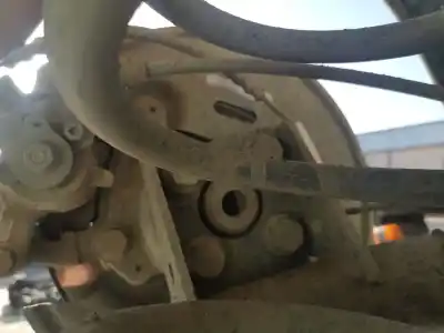 Pezzo di ricambio per auto di seconda mano SNODO POSTERIORE SINISTRO per RENAULT KANGOO  Riferimenti OEM IAM   