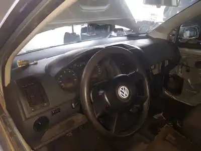 İkinci el araba yedek parçası ÖN SOL EMNIYET KEMERI için VOLKSWAGEN POLO (9N1)  OEM IAM referansları   