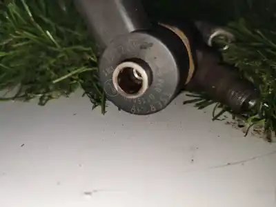 Second-hand car spare part injector for volvo xc90 2.4 d momentum geartronic (7 sitze) oem iam references 0445110078  8658351