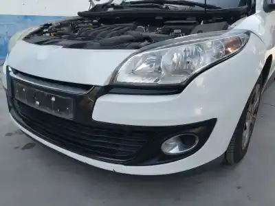 Pièce détachée automobile d'occasion LE PARE-CHOC AVANT pour RENAULT MEGANE III BERLINA 5 P  Références OEM IAM   
