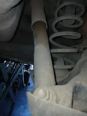 Peça sobressalente para automóvel em segunda mão amortecedor traseiro direito por renault megane iii sport tourer expression referências oem iam 