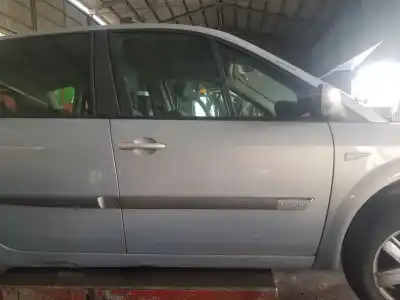 Pièce détachée automobile d'occasion porte avant droite pour renault scenic ii authentique références oem iam 