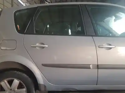 Pièce détachée automobile d'occasion porte arriere droite pour renault scenic ii authentique références oem iam 