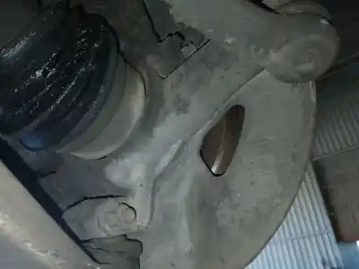 Pièce détachée automobile d'occasion moyeu de roue avant droite pour mg rover serie 75 (rj) 2.0 cdt classic références oem iam 