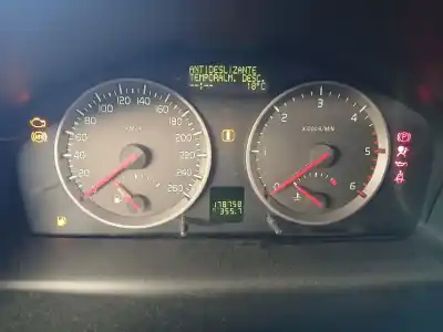 Pièce détachée automobile d'occasion compteur de vitesse tableau de bord pour volvo s40 berlina 1.6 diesel cat références oem iam 30710071