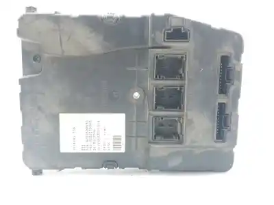 İkinci el araba yedek parçası RÖLE/SIGORTA KUTUSU için RENAULT MEGANE II FAMILIAR  OEM IAM referansları 8200309690  8200309690