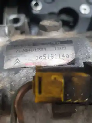 Peça sobressalente para automóvel em segunda mão COMPRESSOR DE AR CONDICIONADO A/A A/C por CITROEN C4 PICASSO  Referências OEM IAM 9651911480  