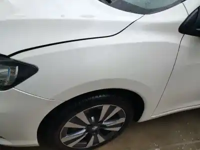 Peça sobressalente para automóvel em segunda mão guarda-lamas dianteiro esquerdo por nissan pulsar (c13) acenta referências oem iam   