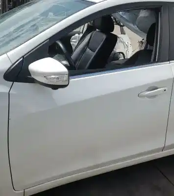 Second-hand car spare part left front door for nissan pulsar (c13) acenta oem iam references 