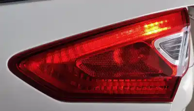 Second-hand car spare part right tailgate door light for nissan pulsar (c13) acenta oem iam references 