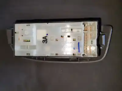 Peça sobressalente para automóvel em segunda mão botão / interruptor elevador vidro dianteiro esquerdo por nissan nv 200 (m20) e-nv200 combi basic referências oem iam   