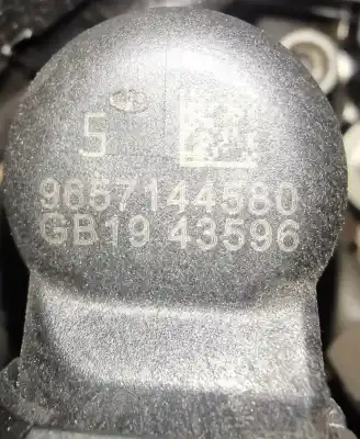 Pezzo di ricambio per auto di seconda mano INIETTORE per VOLVO C30  Riferimenti OEM IAM 9657144580  