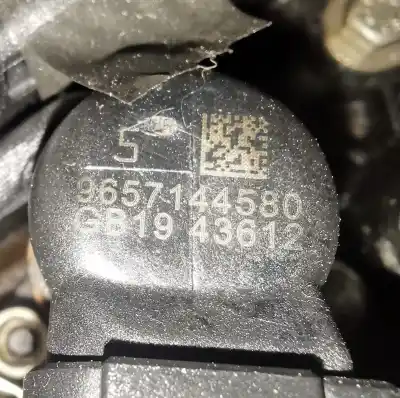 Pezzo di ricambio per auto di seconda mano INIETTORE per VOLVO C30  Riferimenti OEM IAM 9657144580  