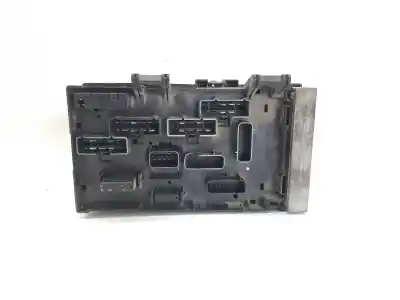 İkinci el araba yedek parçası röle/sigorta kutusu için chrysler voyager (rg) 2.8 crd lx oem iam referansları 05144579ac  05144579ac