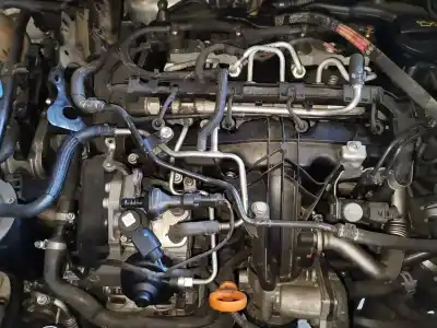 Автозапчастина б/у ДВИГУН КОМПЛЕКТ для VOLKSWAGEN CADDY KA/KB (2C) Furgón BlueMotion Посилання на OEM IAM   