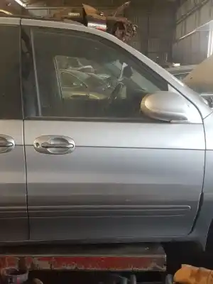 Автозапчастина б/у передні праві двері для KIA CARNIVAL II 2.9 CDRi EX Посилання на OEM IAM   