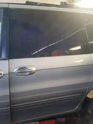 Автозапчастина б/у ліві розсувні бічні двері для kia carnival ii 2.9 cdri ex посилання на oem iam 
