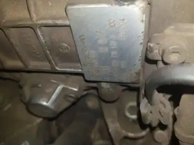 Автозапчастина б/у НАСОС ИНЖЕКЦІЙНИЙ для SEAT TOLEDO (1M2) Select Посилання на OEM IAM 038130107D  
