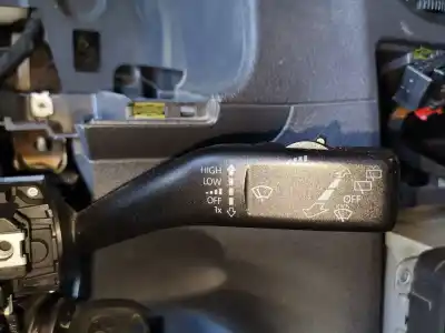 Автозапчасти б/у многофункциональное управление за volkswagen caddy ka/kb (2c) furgón bluemotion ссылки oem iam 5k0953507bc  5k0953513m