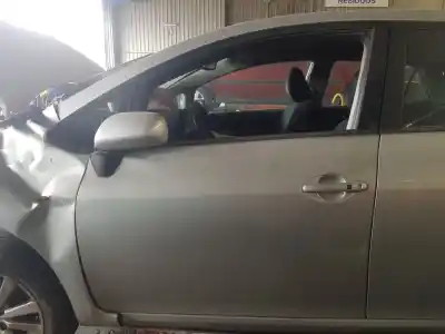 Автозапчасти б/у левая передняя дверь за toyota auris sol ссылки oem iam 