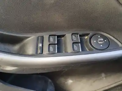Автозапчасти б/у ВЫКЛЮЧАТЕЛЬ ЛЕВОГО ПЕРЕДНЕГО ОКНА за FORD FOCUS LIM. (CB8) Edition ссылки OEM IAM   