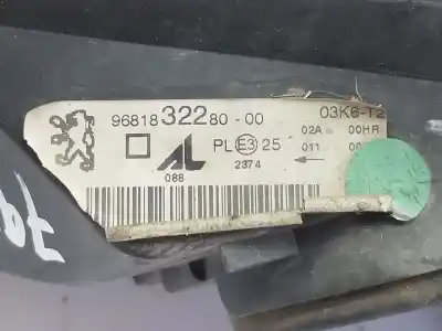 Second-hand car spare part right headlight for peugeot 307 break/sw (s2) sw oem iam references 9681832280  9681832280