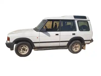 Peça sobressalente para automóvel em segunda mão Guarda-lamas Dianteiro Esquerdo por LAND ROVER DISCOVERY (SALLJG/LJ) TDi Referências OEM IAM   