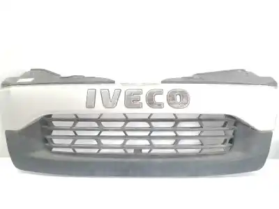 Pezzo di ricambio per auto di seconda mano Griglia Anteriore per IVECO DAILY FURGÓN Fg 33 S ... V Batalla 3000 Riferimenti OEM IAM 5801342734EZ  5801342734EZ