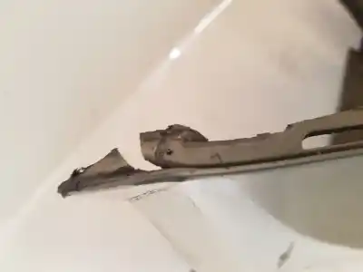 Pezzo di ricambio per auto di seconda mano paraurti anteriore per opel corsa d ´´111 years´´ riferimenti oem iam   