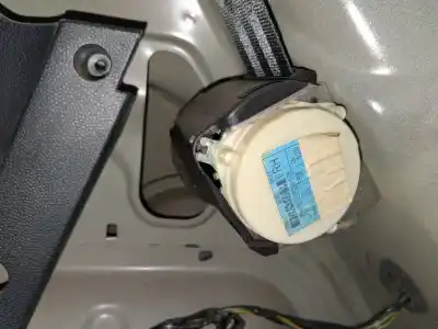 Автозапчасти б/у ЗАДНИЙ ПРАВЫЙ РЕМЕНЬ БЕЗОПАСНОСТИ за FORD KA (CCU)  ссылки OEM IAM 07354984150  