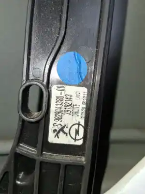 İkinci el araba yedek parçası ön Sag Pencere Regülatörü için OPEL CORSA C Edition OEM IAM referansları 9829043380  982904338000