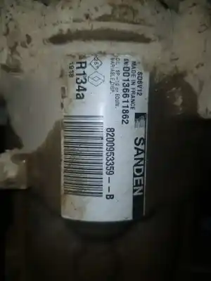 Peça sobressalente para automóvel em segunda mão Compressor De Ar Condicionado A/a A/c por RENAULT KANGOO Profesional Referências OEM IAM 8200953359  8200953359