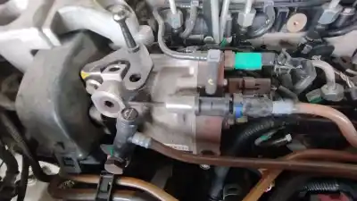 Автозапчастина б/у насос инжекційний для renault clio ii fase ii (b/cb0) authentique посилання на oem iam 9042a041a  