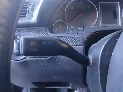 Peça sobressalente para automóvel em segunda mão comutador de piscas  por audi a4 berlina (8e) 1.9 tdi (96kw) referências oem iam 