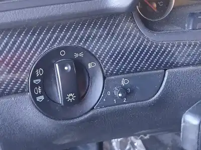 Peça sobressalente para automóvel em segunda mão comutador de luzes por audi a4 berlina (8e) 1.9 tdi (96kw) referências oem iam 