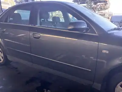 Peça sobressalente para automóvel em segunda mão porta dianteira direita por audi a4 berlina (8e) 1.9 tdi (96kw) referências oem iam 