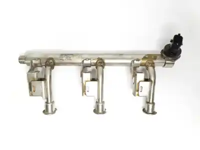 Pièce détachée automobile d'occasion rampe d'injecteur pour ford focus lim. (cb8) edition références oem iam 0261555132