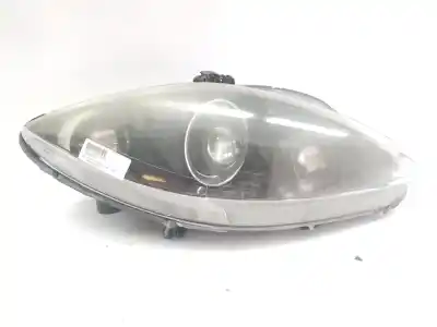 Second-hand car spare part right headlight for seat leon (1p1) comfort limited oem iam references   