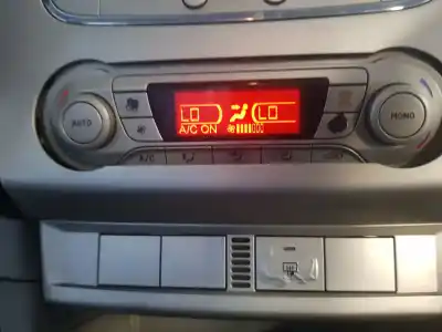 Peça sobressalente para automóvel em segunda mão Comando De Sofagem (chauffage / Ar Condicionado) por FORD FOCUS BERLINA (CAP) Ambiente (D) Referências OEM IAM   
