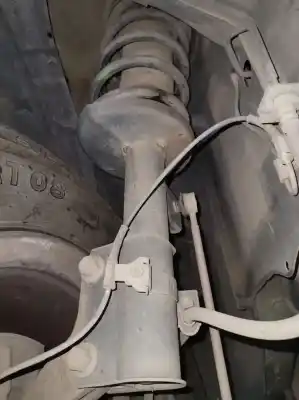 Автозапчастина б/у передній правий амортизатор для suzuki grand vitara jb (jt) 1.9 ddis turbodiesel посилання на oem iam 334464