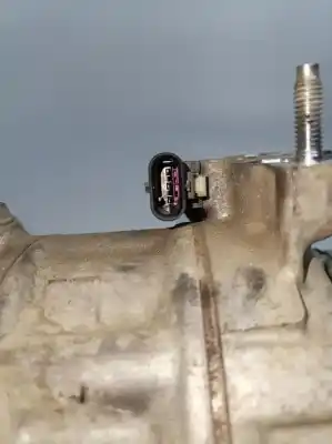 Pezzo di ricambio per auto di seconda mano compressore aria condizionata per jaguar f-pace chequered flag awd riferimenti oem iam gpla19d629bg  