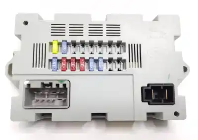 Pezzo di ricambio per auto di seconda mano scatola relè/fusibili per jaguar f-pace chequered flag awd riferimenti oem iam cpla14q073aa