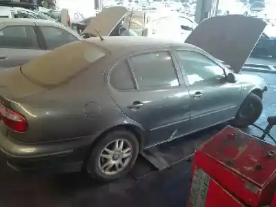 Peça sobressalente para automóvel em segunda mão Porta Dianteira Direita por SEAT TOLEDO (1M2) Sport Referências OEM IAM   