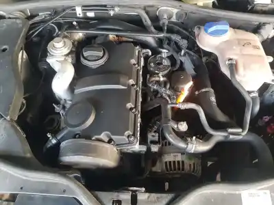 Second-hand car spare part COMPLETE ENGINE for VOLKSWAGEN PASSAT BERLINA (3B2)  OEM IAM references AJM  